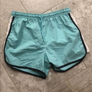 Active wear shorts
